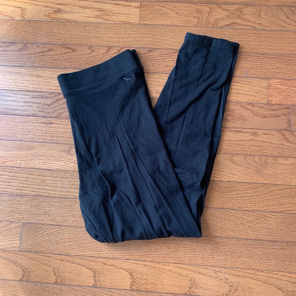 Black leggings